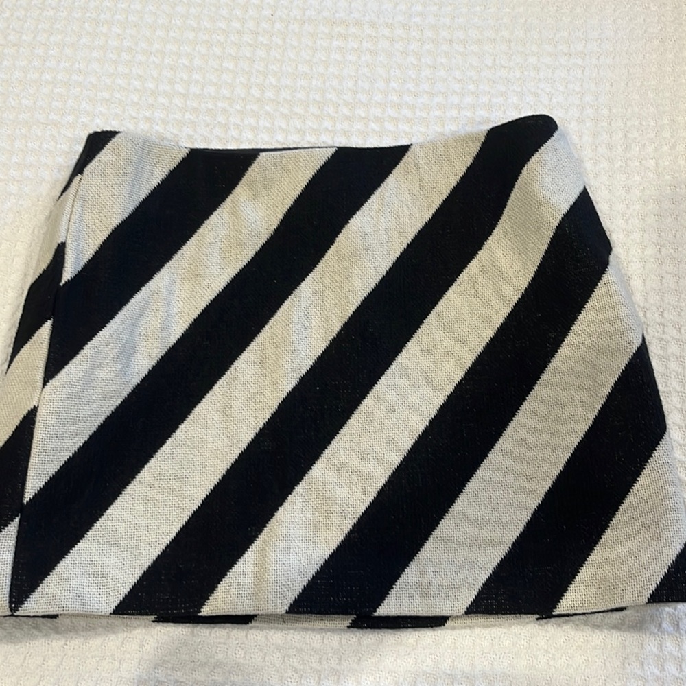 Stripe mini skirt